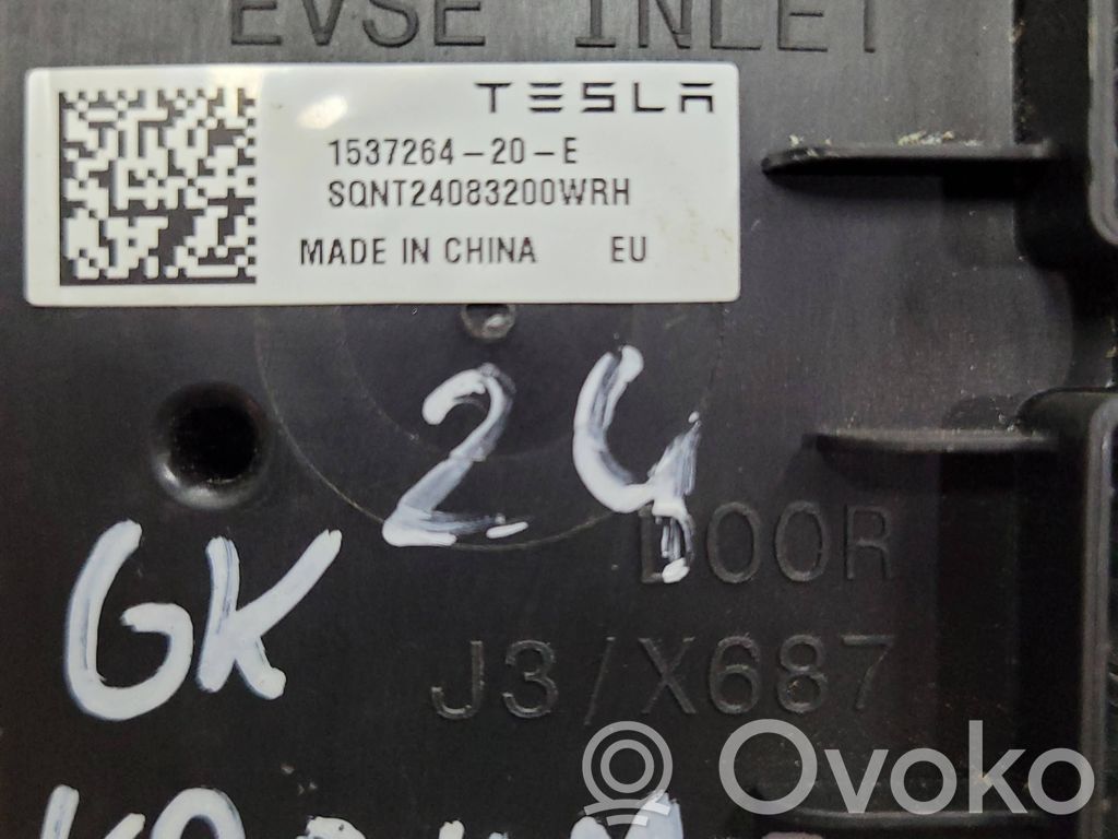 Tesla Model 3 Module convertisseur de tension 