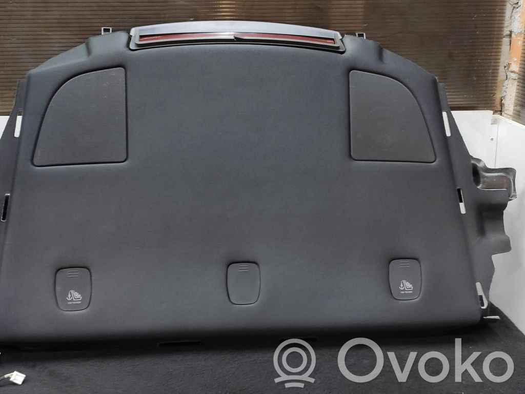 Tesla Model 3 Hattuhylly 