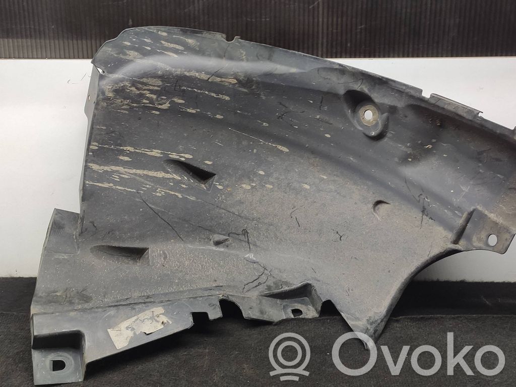 Renault Captur Nadkole przednie 