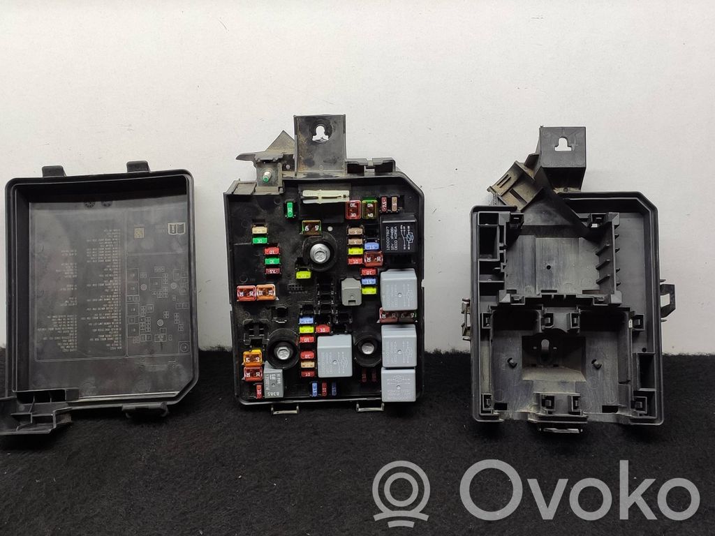 Opel Corsa E Fuse module 