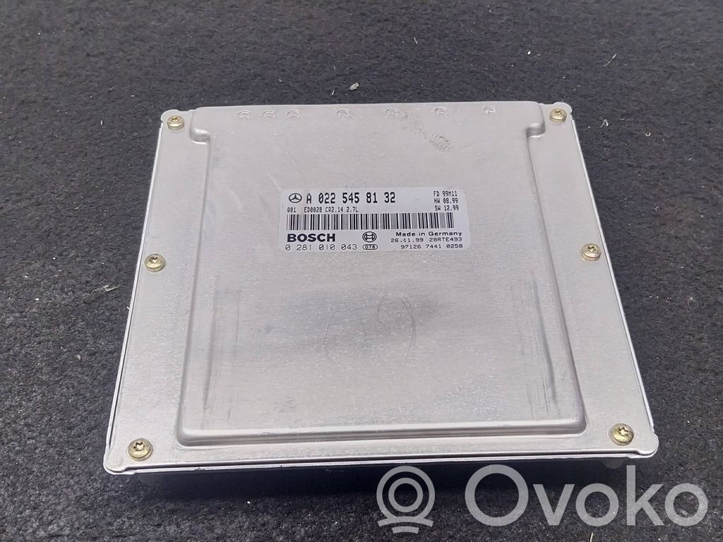 Mercedes-Benz E W212 Engine control unit/module 