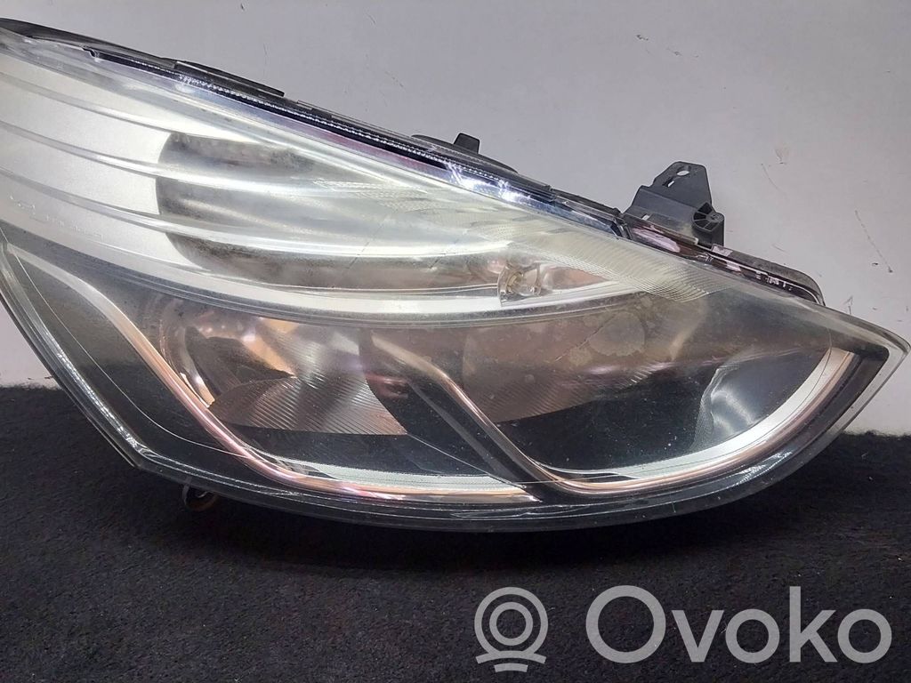 Renault Clio IV Scheinwerfer 