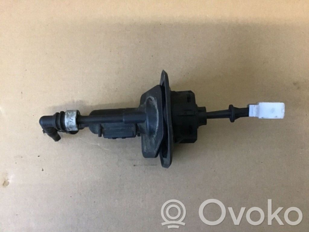 Volvo C30 Kytkimen pääsylinteri 