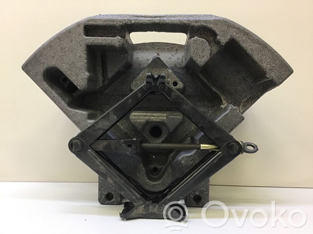 Saab 9-5 Lift Jack 