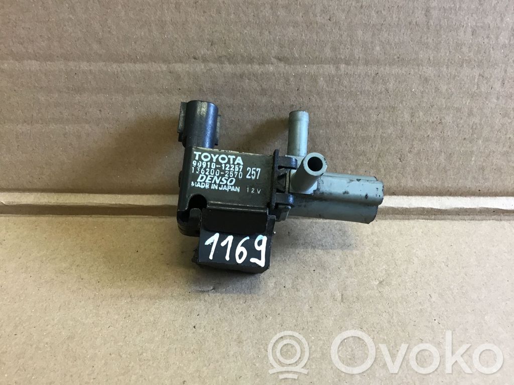 Toyota Corolla E120 E130 Turbolader Druckwandler Magnetventil 