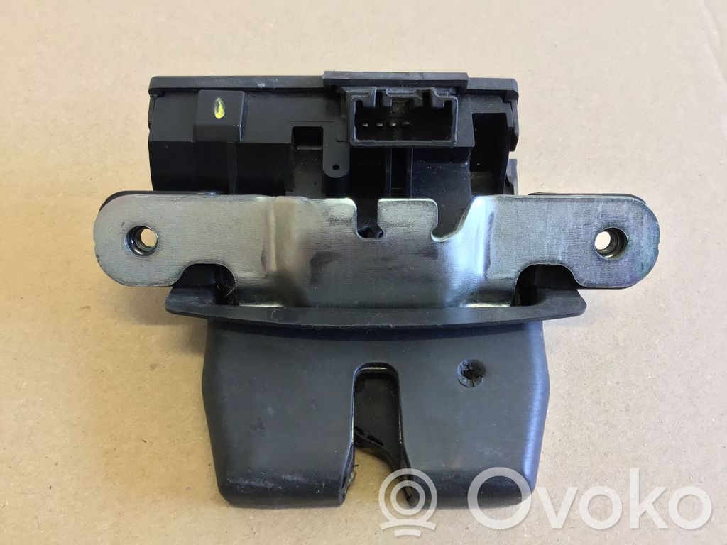 Ford Fiesta Aizmugurējā pārsega slēdzene 