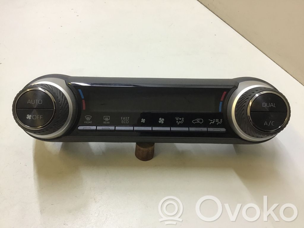 Toyota RAV 4 (XA50) Panel klimatyzacji 