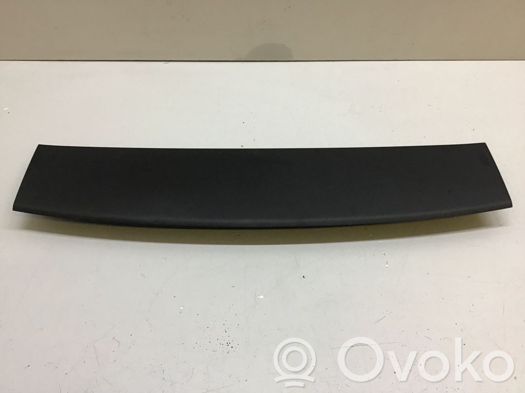 Citroen DS7 Crossback Tailgate trim 