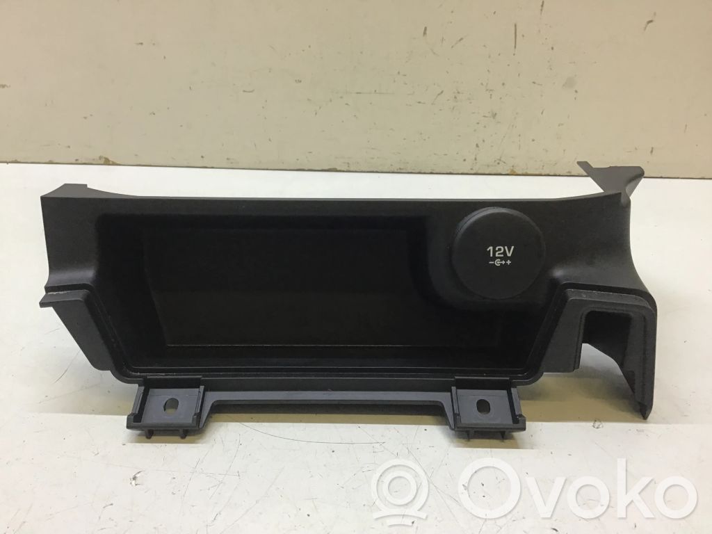 Jaguar E-Pace Enchufe de 12V (delantero) 