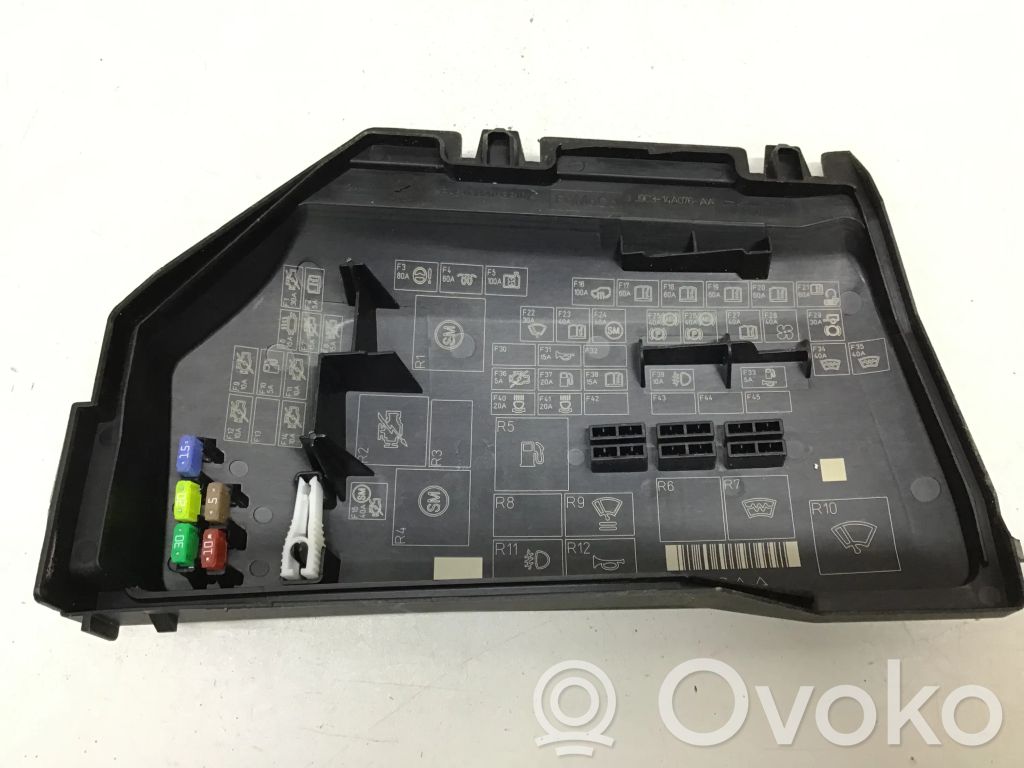 Jaguar E-Pace Fuse box cover 