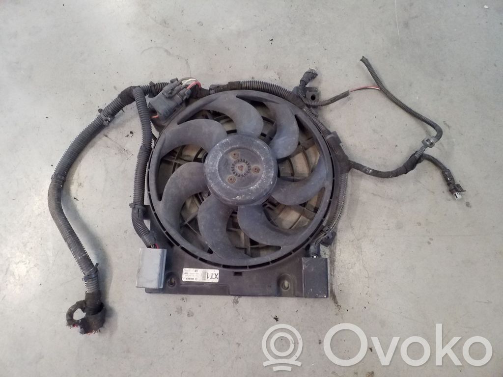 Opel Astra H Osłona wentylatora chłodnicy 