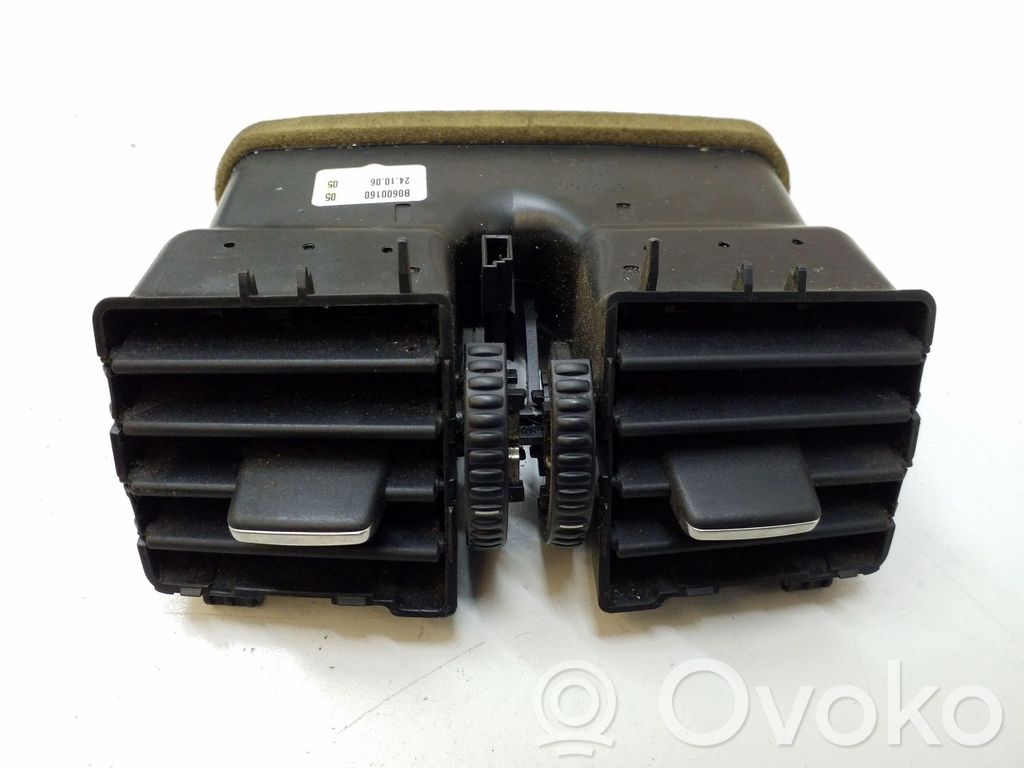 Oro grotelės gale   7129556,6932023,6932024