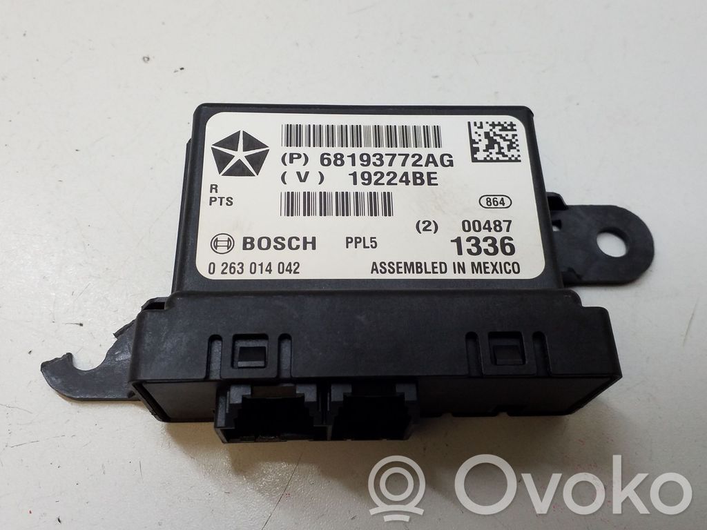 Parking PDC control unit/module   68193772AG,0263014042