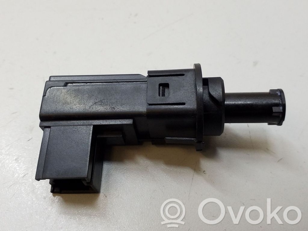Chrysler Pacifica Brake pedal sensor switch 