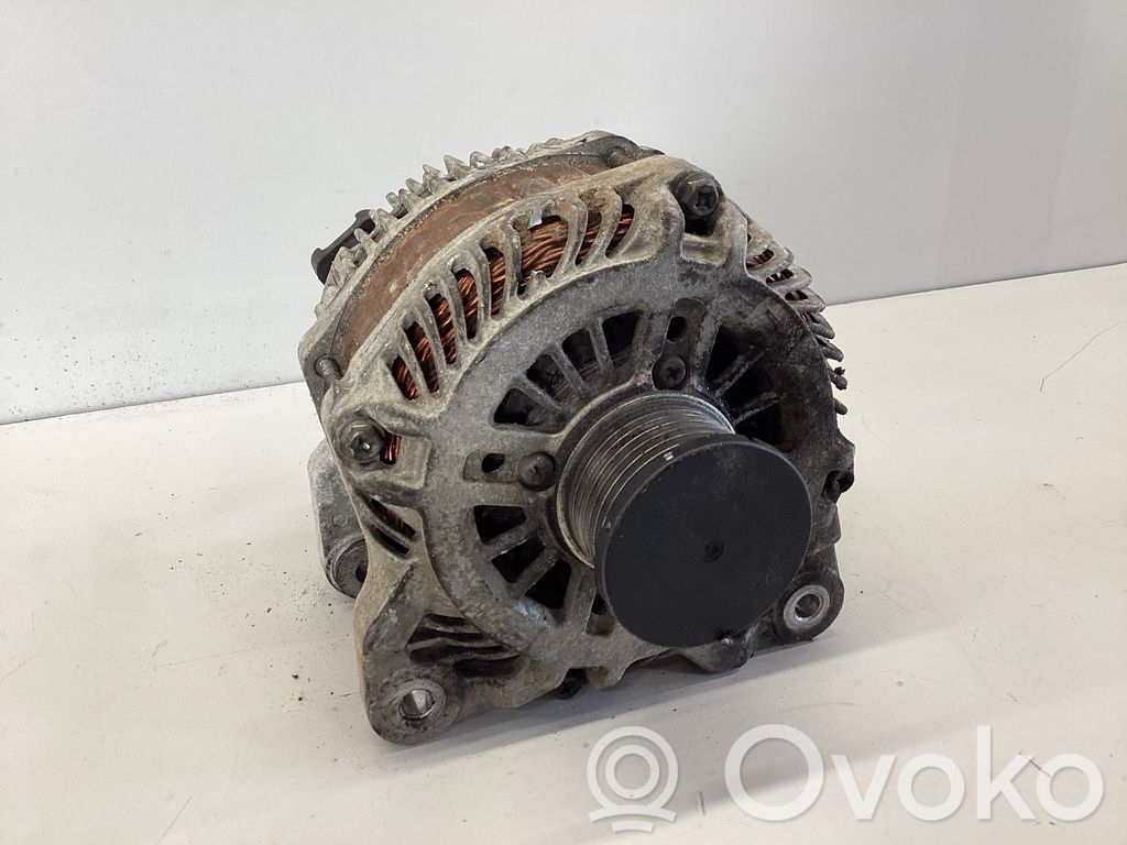 Renault Laguna III Generator/alternator 