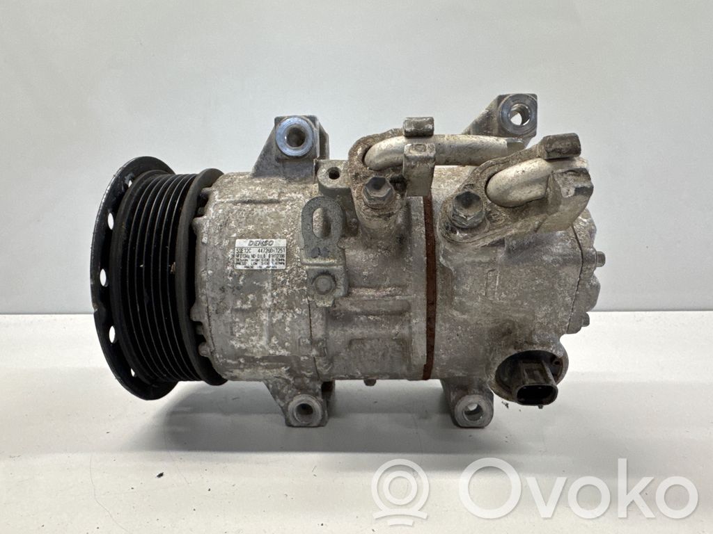 Toyota RAV 4 (XA30) Kompresor / Sprężarka klimatyzacji A/C 