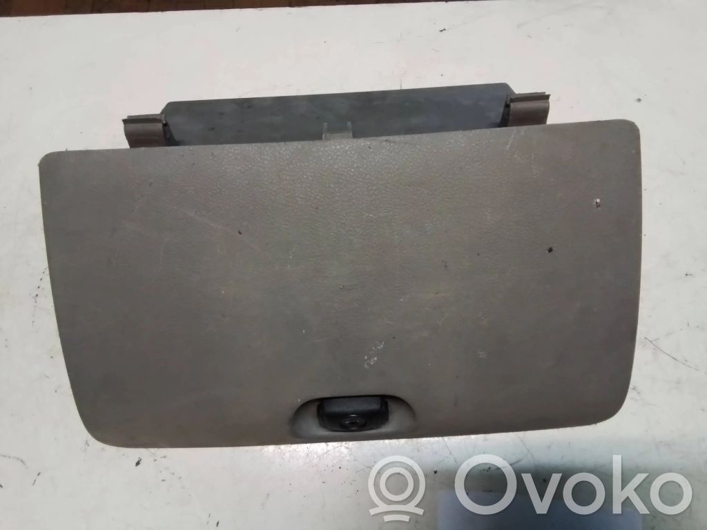 Renault Master II Glove box 