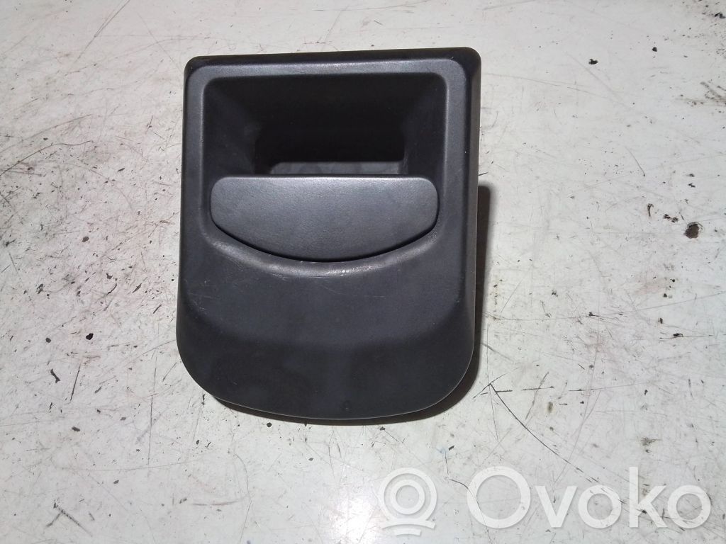 Iveco Daily 35 - 40.10 Manecilla externa puerta delantera 