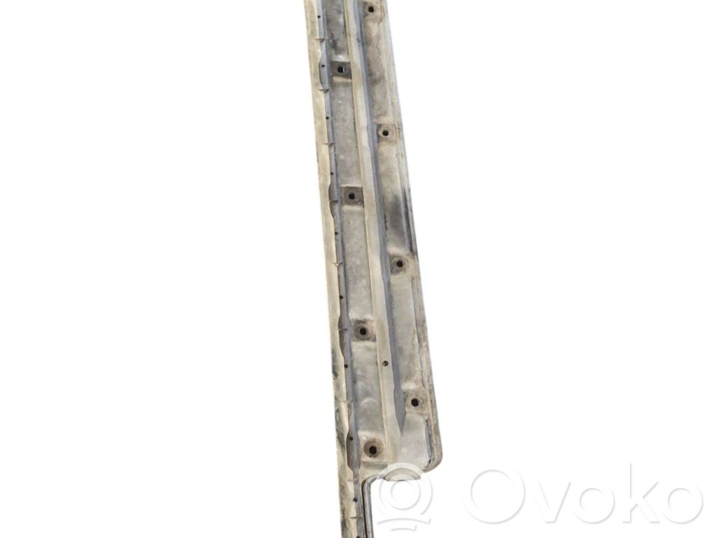 Side bottom protection   8201496