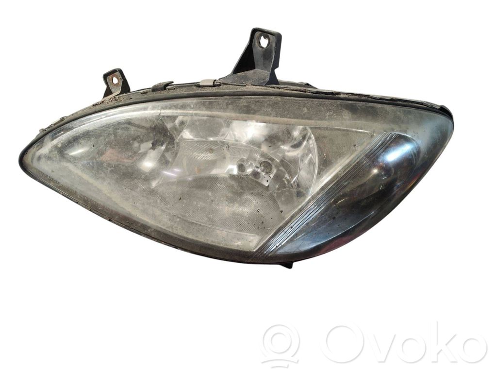 Mercedes-Benz Vito Viano W639 Headlight/headlamp 