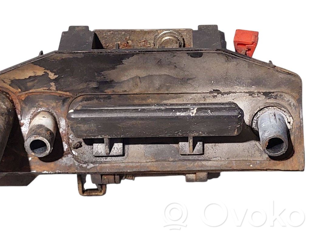 Volkswagen Transporter - Caravelle T4 Uchwyt / Rączka zewnętrzna otwierania klapy tylnej / bagażnika 
