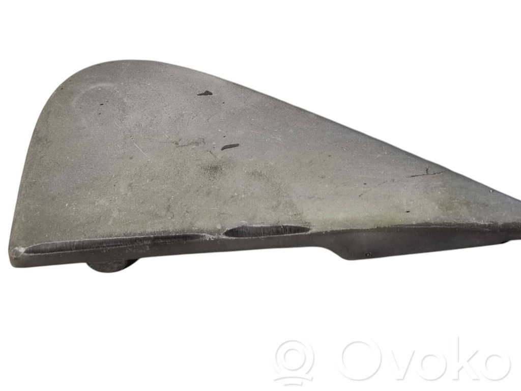 Iveco Daily 35.8 - 9 Veidrodėlio plastikinė apdaila (dvidurio) 