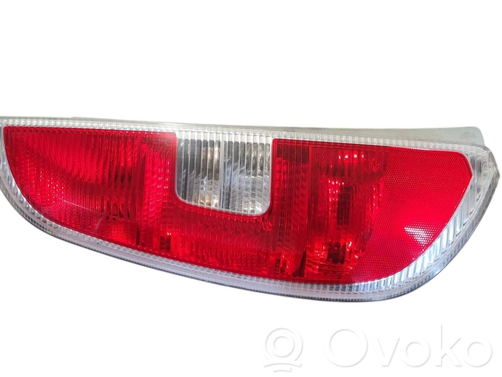 Skoda Praktik (5J8) Feux arrière / postérieurs 