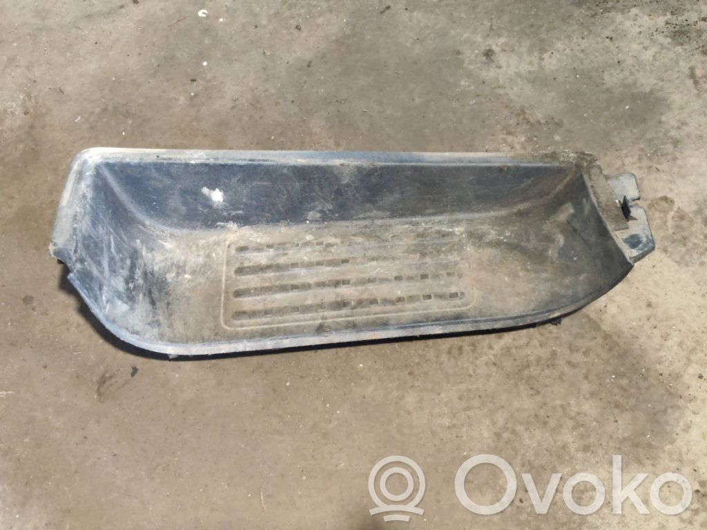 Volkswagen Transporter - Caravelle T5 Listwa progowa przednia 