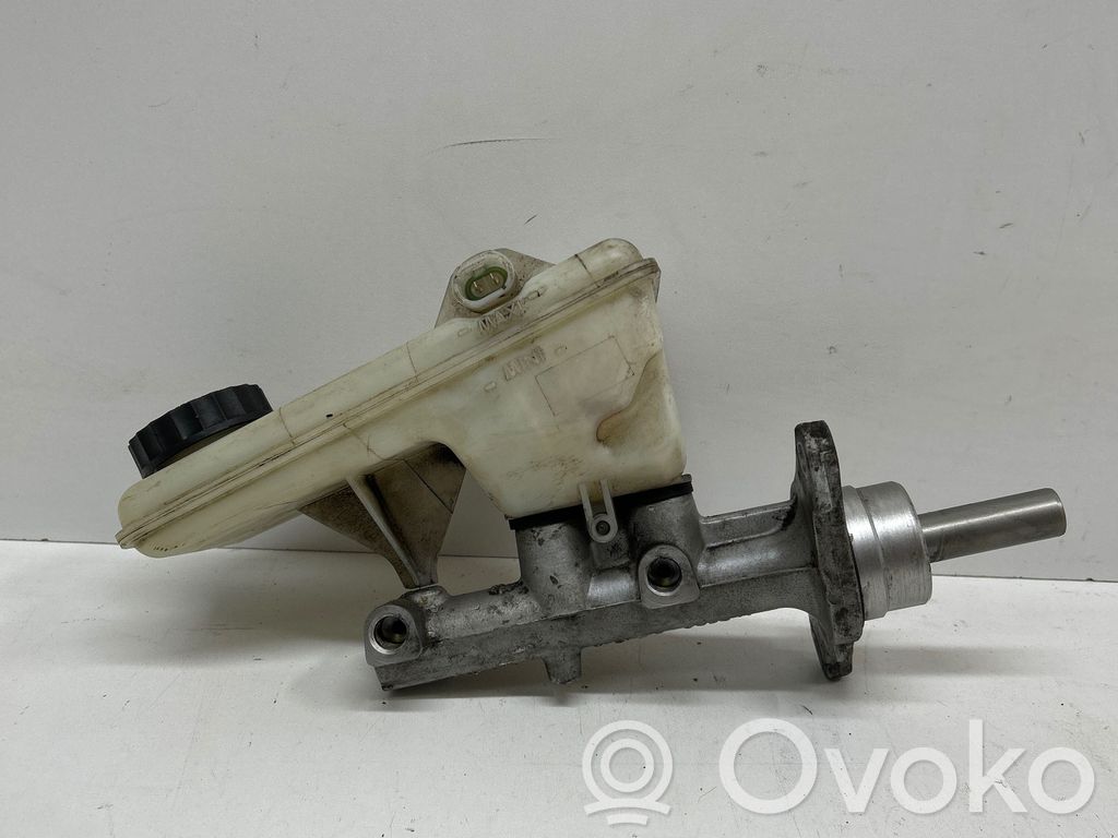 Opel Vivaro Główny cylinder hamulca 