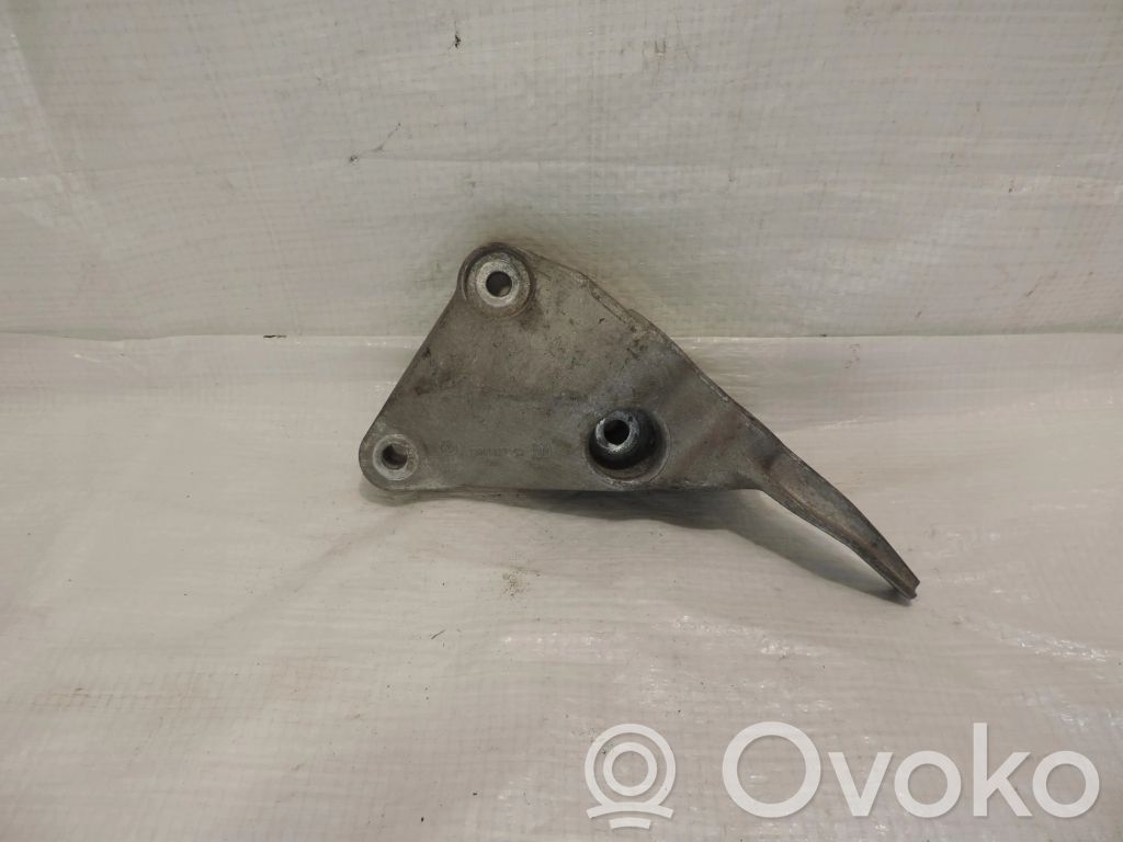 Opel Astra J Engine mount bracket 