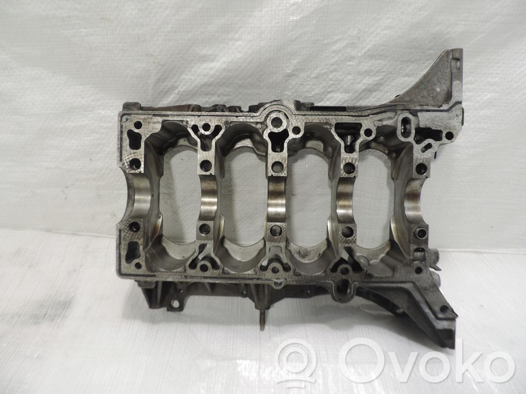 Opel Astra K Engine block 