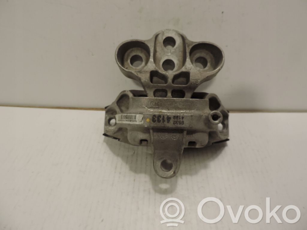 Opel Mokka Gearbox mounting bracket 