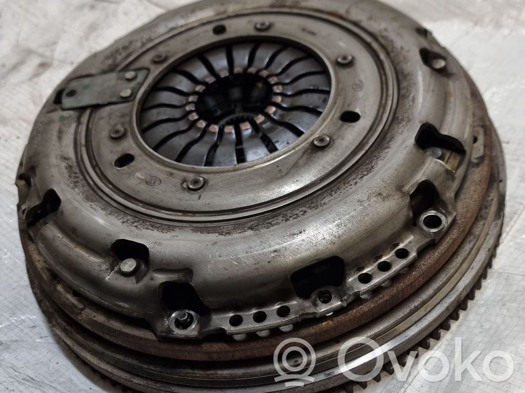 Ford Kuga II Kit d'embrayage 