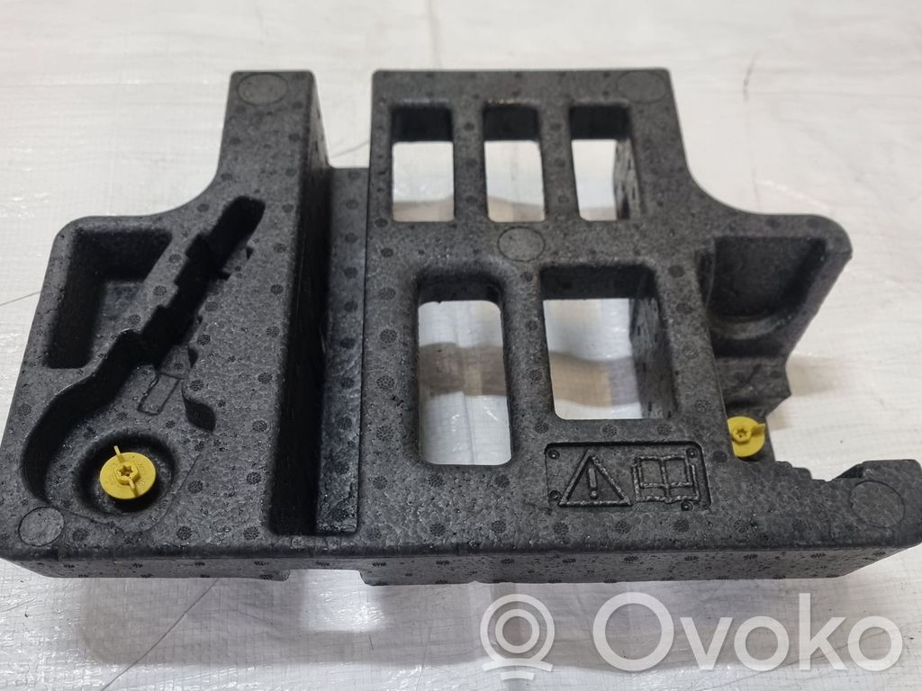 Ford S-MAX Spare wheel section trim 