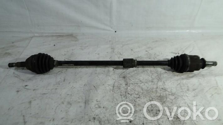 Opel Astra J Etuvetoakseli 