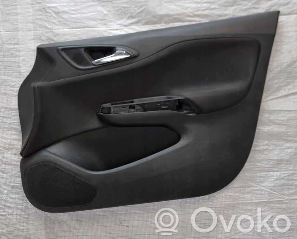 Opel Corsa E Etuoven verhoilu 