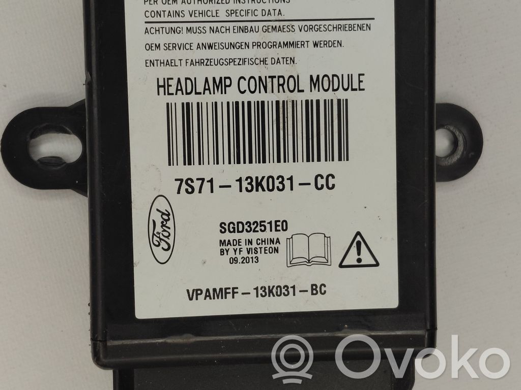 Ford Kuga II Light module LCM 