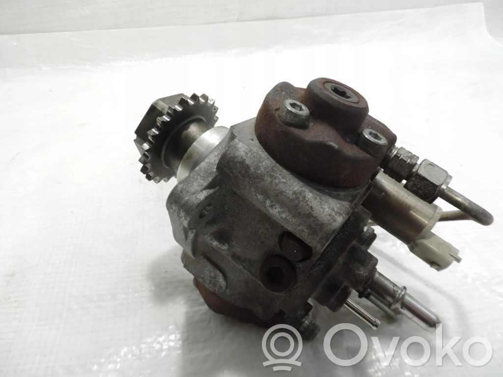 Opel Astra J Fuel injection high pressure pump 