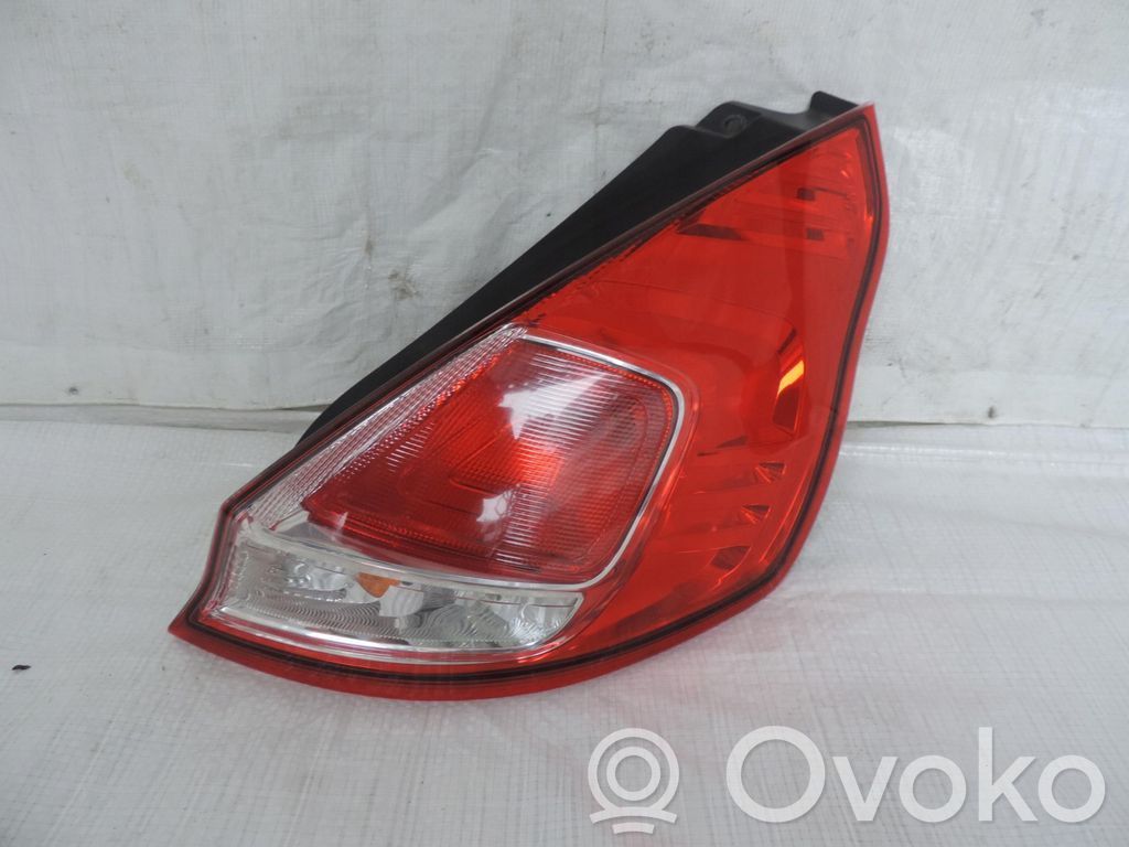 Ford Fiesta Etu-/Ajovalo 