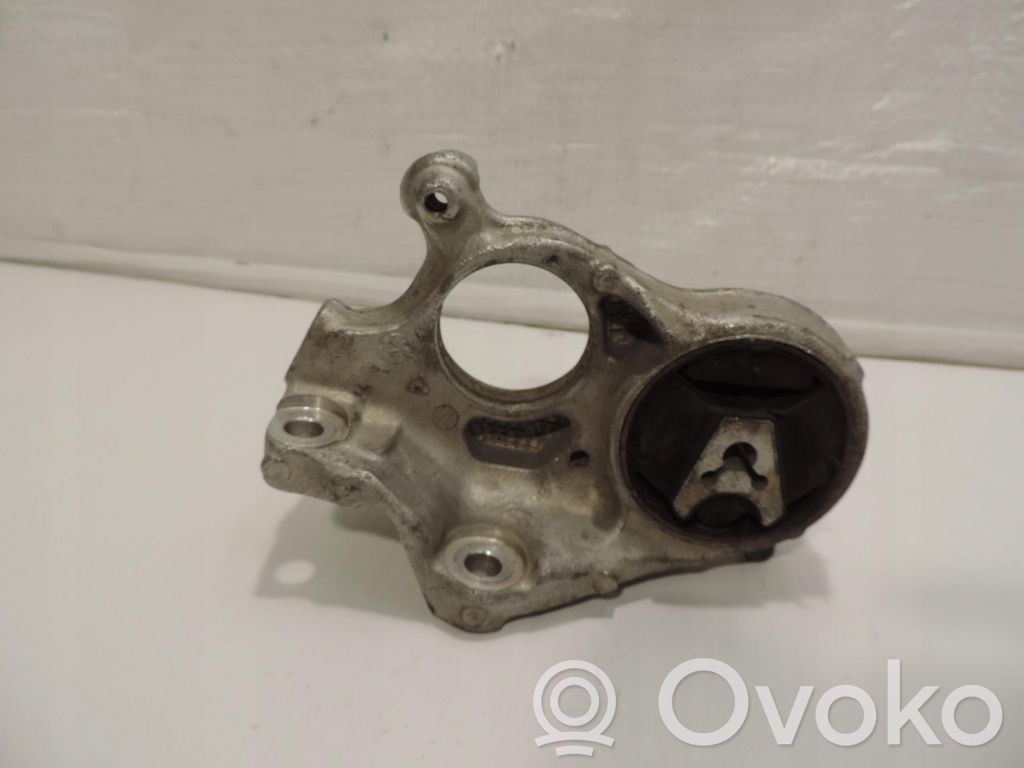 Opel Grandland X Driveshaft support bearing bracket 