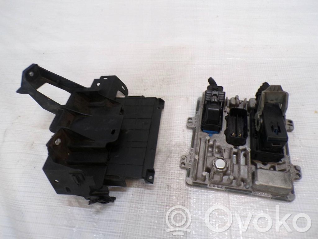 Opel Astra K Engine control unit/module ECU 