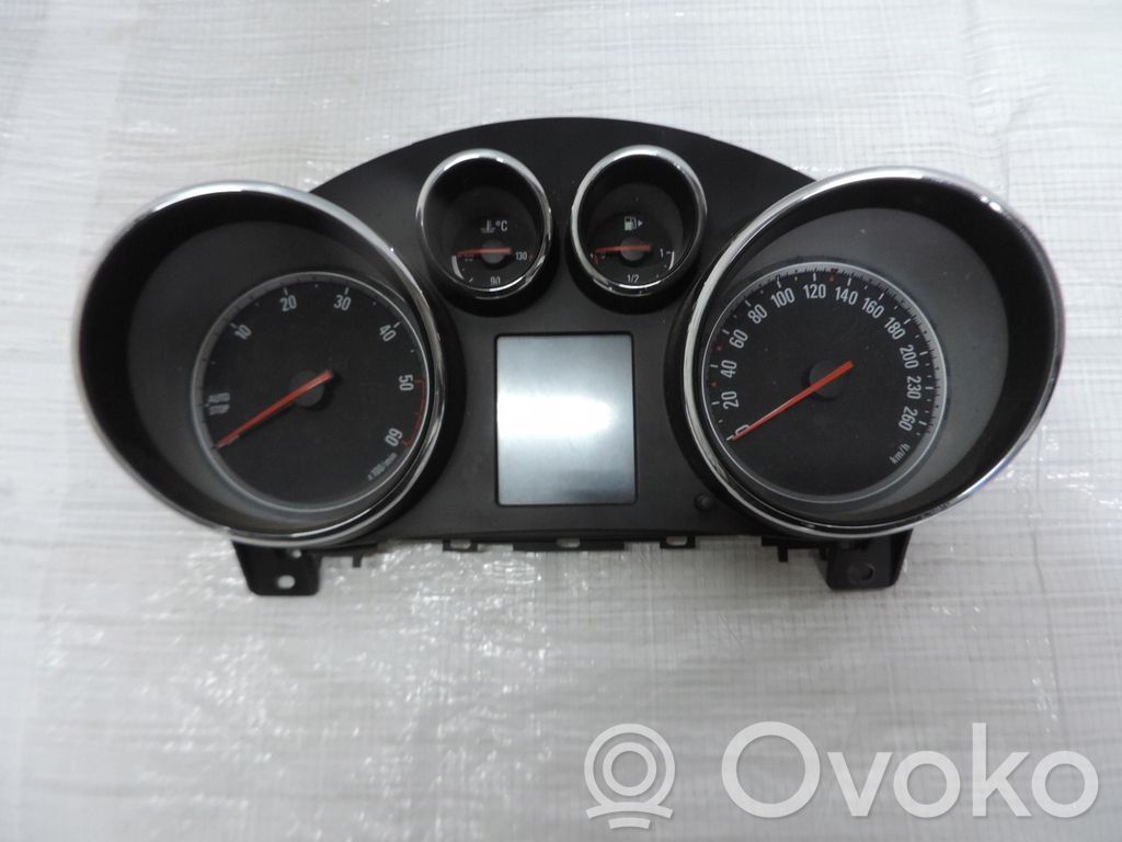 Opel Astra J Speedometer (instrument cluster) 