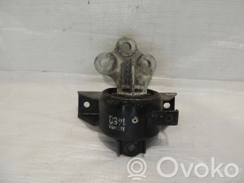 Opel Mokka Engine mount vacuum valve 