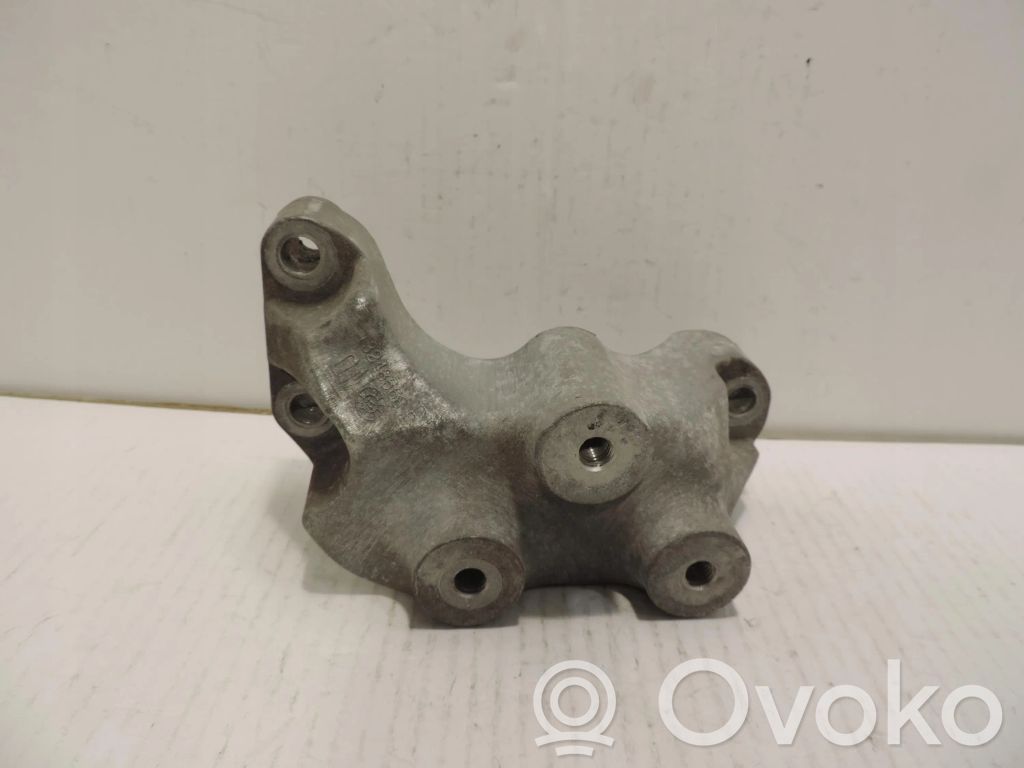 Opel Astra J Gearbox mounting bracket 