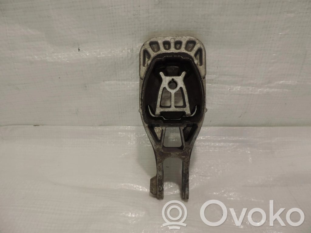Opel Mokka Engine mount vacuum valve 