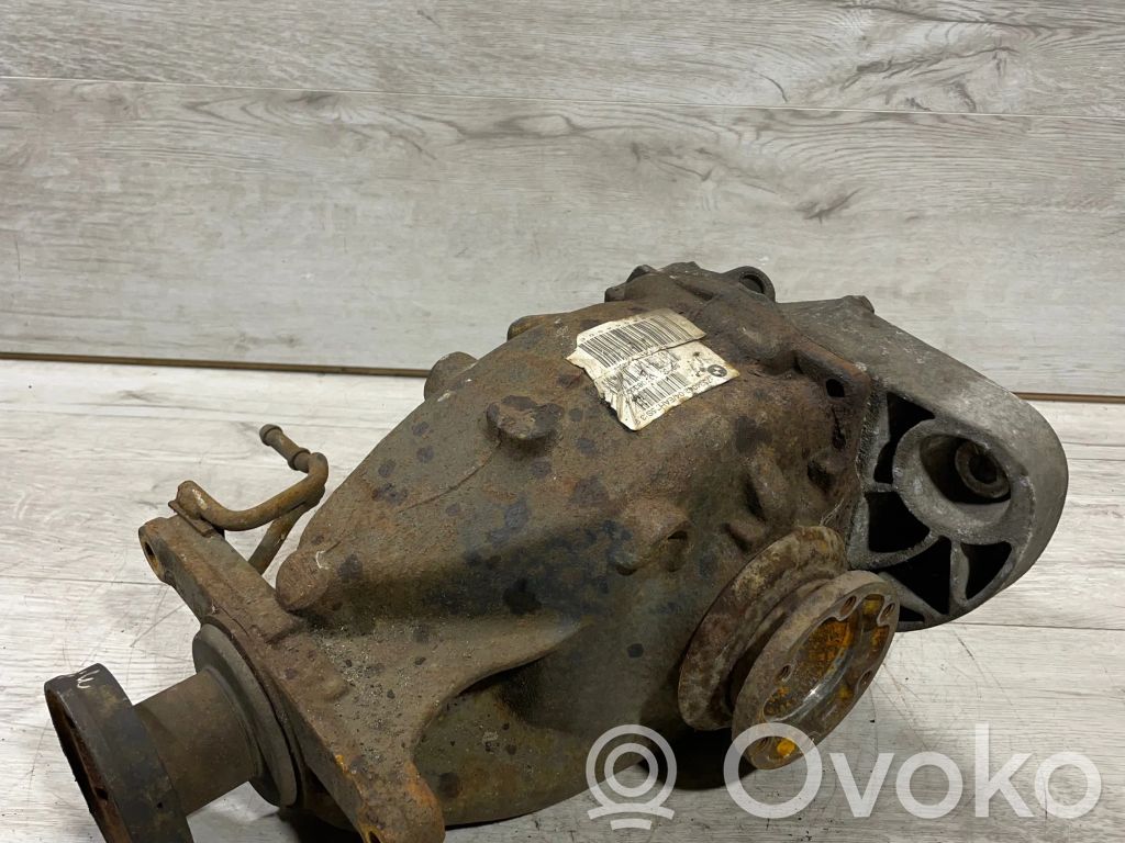 BMW 5 E60 E61 Galinis reduktorius 