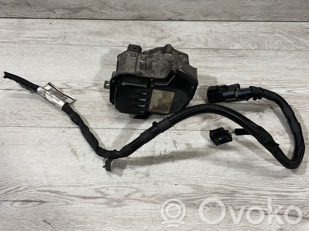 Volvo V40 Vairo kolonėlė 