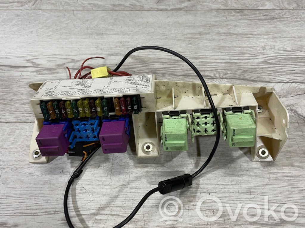BMW X5 E53 Fuse module 