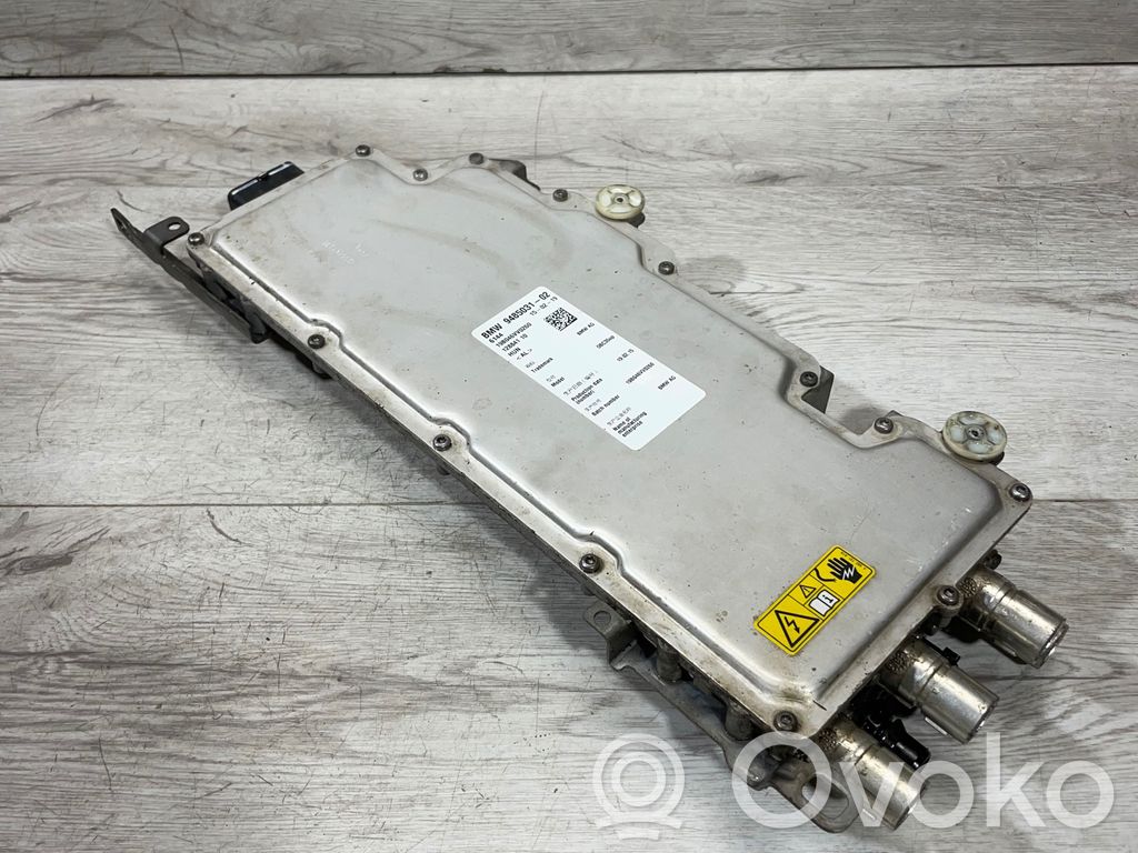 BMW 5 G30 G31 G38 Falownik / Przetwornica napięcia 