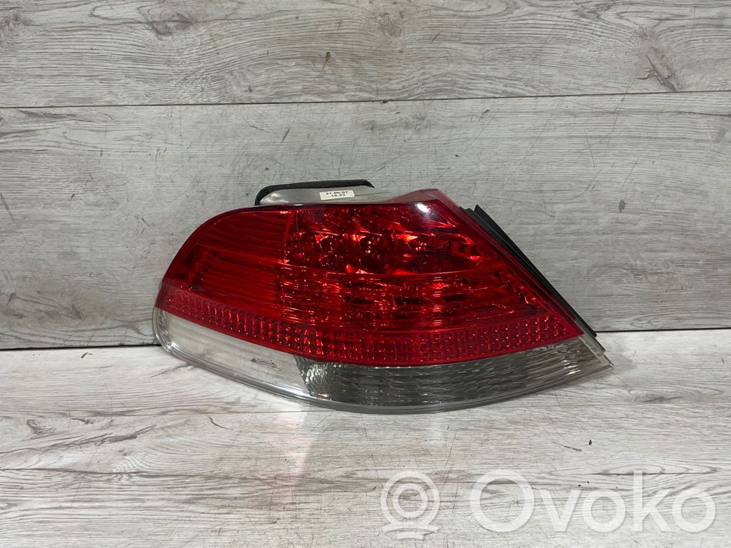 Rear/tail lights   6937235,63216937235,325003781